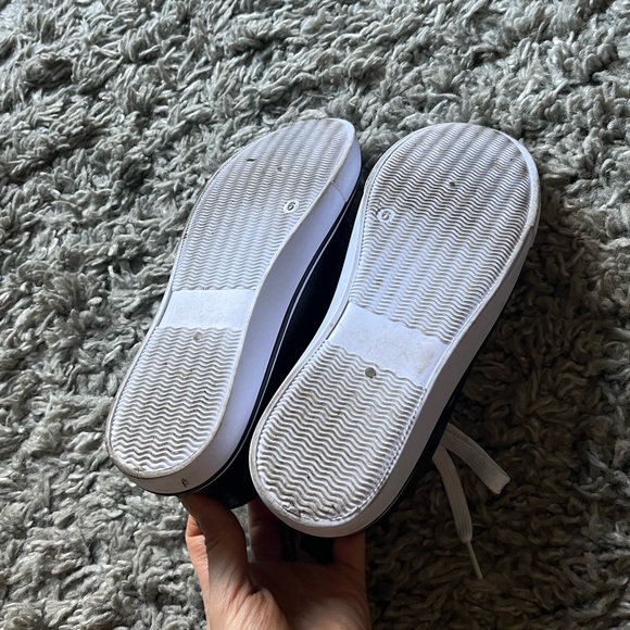 Black and White Faux Leather Sneakers 6 Like New! - Picture 5 of 5